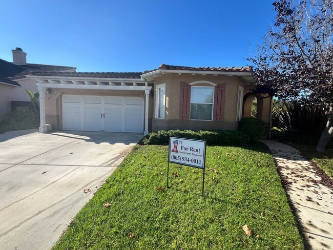 Primary Photo - 2753 Stephen Pl