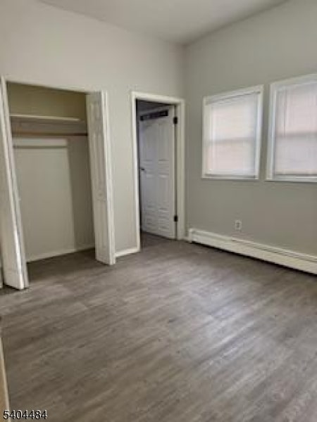 Building Photo - 1131 Main St