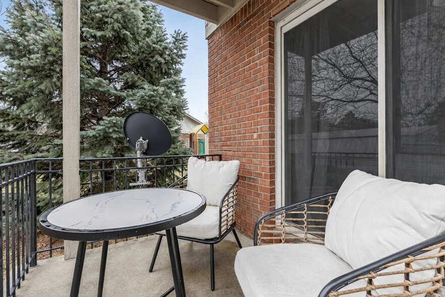 Building Photo - 18530 E 14 Mile Rd