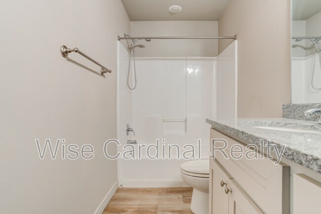 Building Photo - 17815 Private Rd 2160