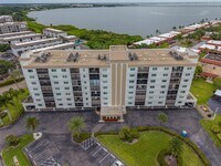 Building Photo - 19029 US HIGHWAY 19 N Unit 9-704
