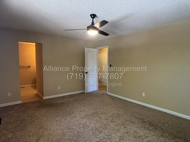Building Photo - 3823 Windsong Ct