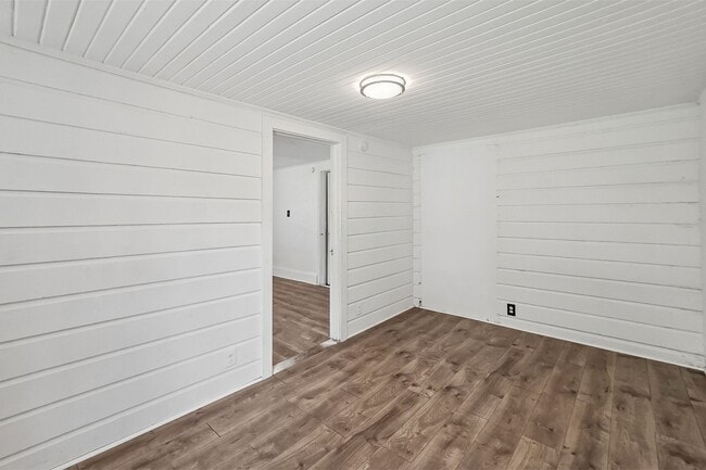 Building Photo - 1547 Joyner Ave SE