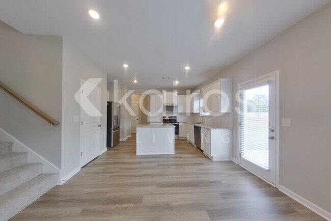 Building Photo - 5031 Cobalt Fls Bnd