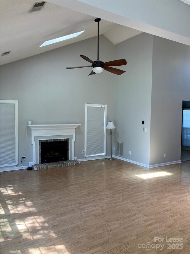Building Photo - 7525 Montrachet Ln