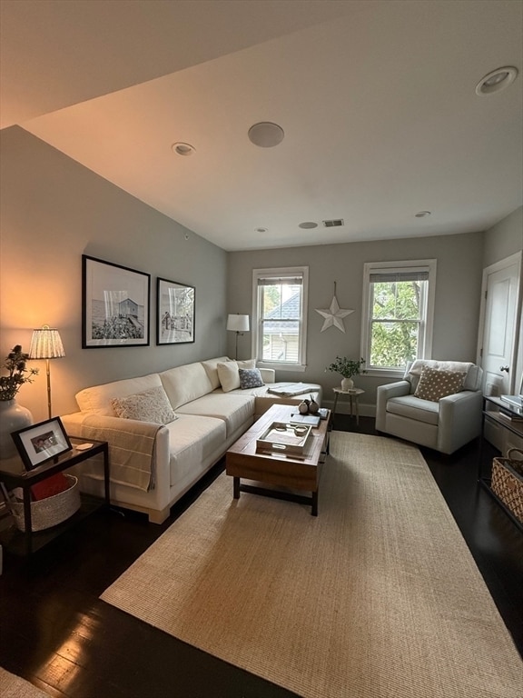 Primary Photo - 332 Ashmont St