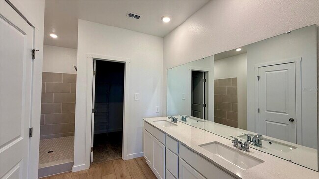 Building Photo - 5515 Guava Ct