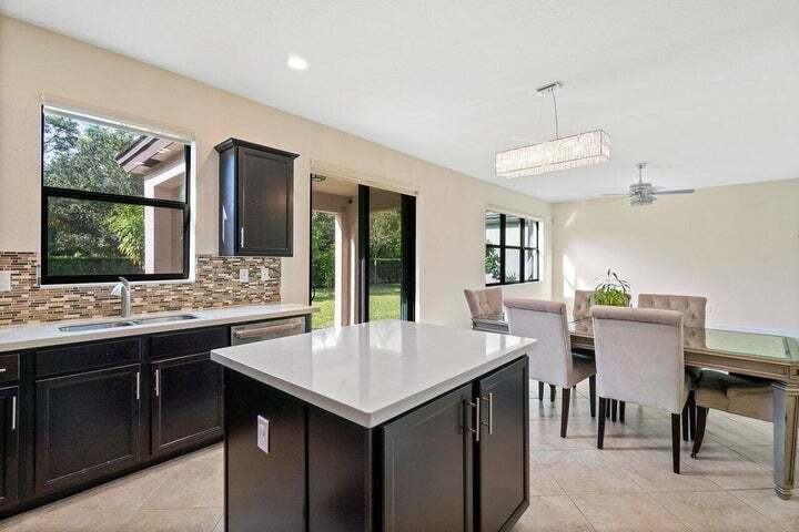 Building Photo - 5643 Sandbirch Wy