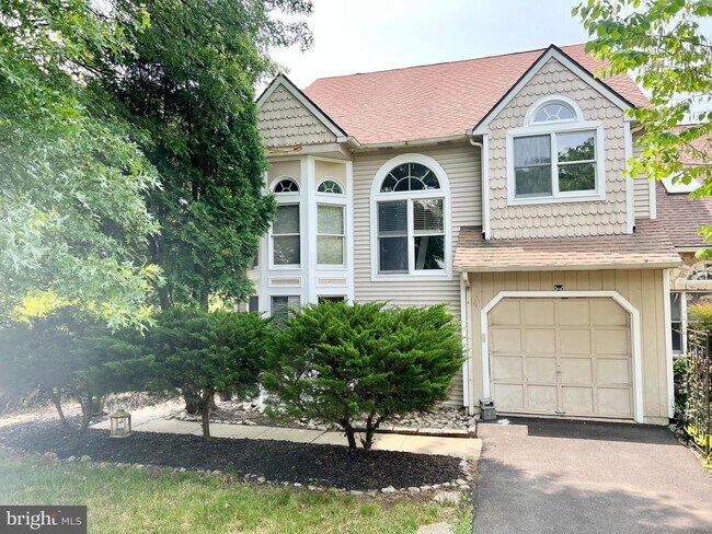 Building Photo - 8620 Trumbauer Dr