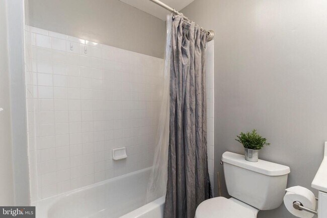 Building Photo - 7708 Haynes Point Way