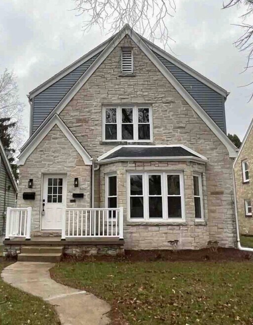 Building Photo - 4640 W Scranton Pl