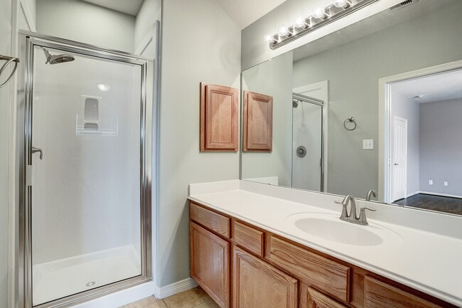 Building Photo - 8908 Minola Oaks Dr