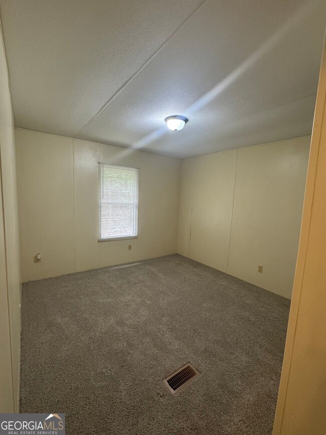 Building Photo - 36 Aardvark Trail