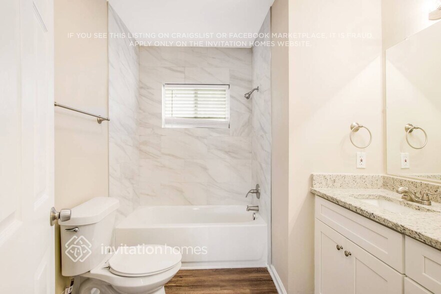 Building Photo - 2740 Bonnybrook Dr SW