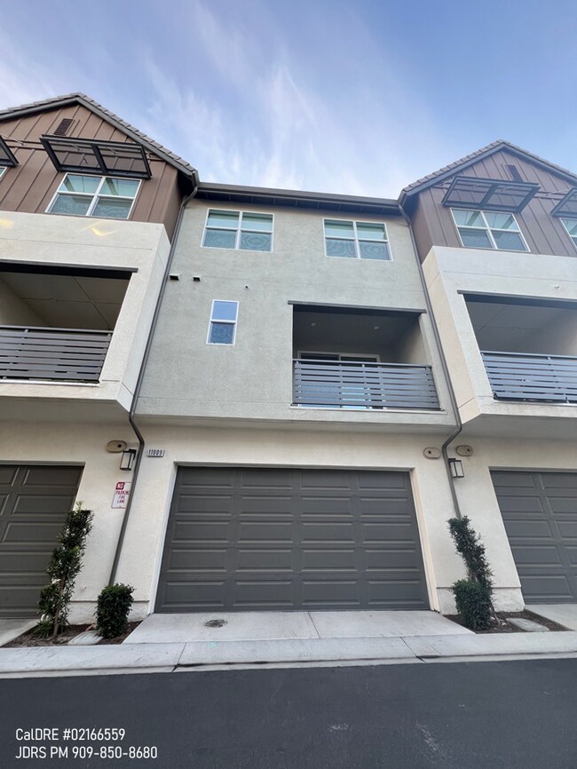 Building Photo - Rancho Cucamonga 3 Bedroom Condo