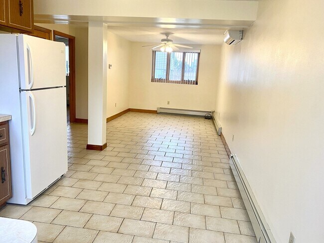 Building Photo - 43 Bryant St