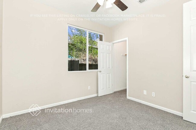 Building Photo - 5736 Bridgecross Dr
