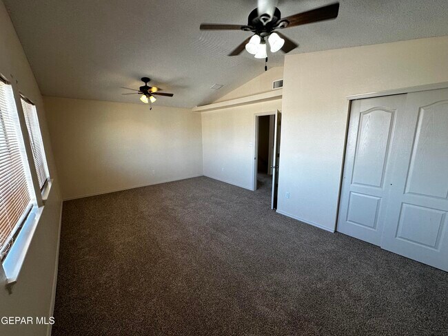 Building Photo - 14140 Meteor Rock Pl