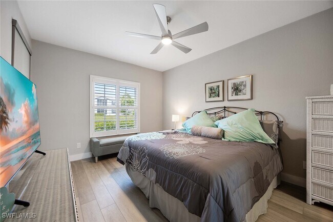 Building Photo - 886 Tanbark Dr