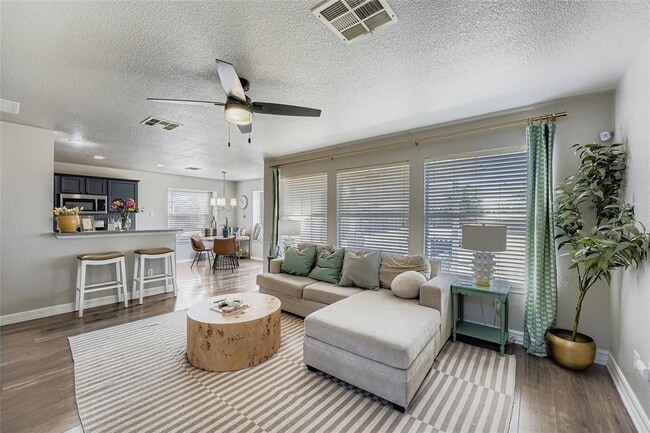 Primary Photo - 1505 Tea Leaf Dr