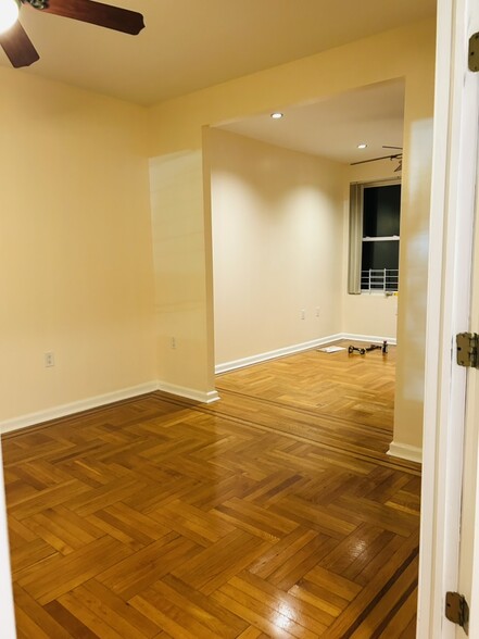 Building Photo - 1761 E 16th St