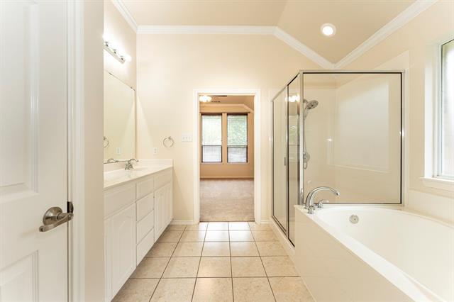 Building Photo - 1417 Lowes Farm Pkwy