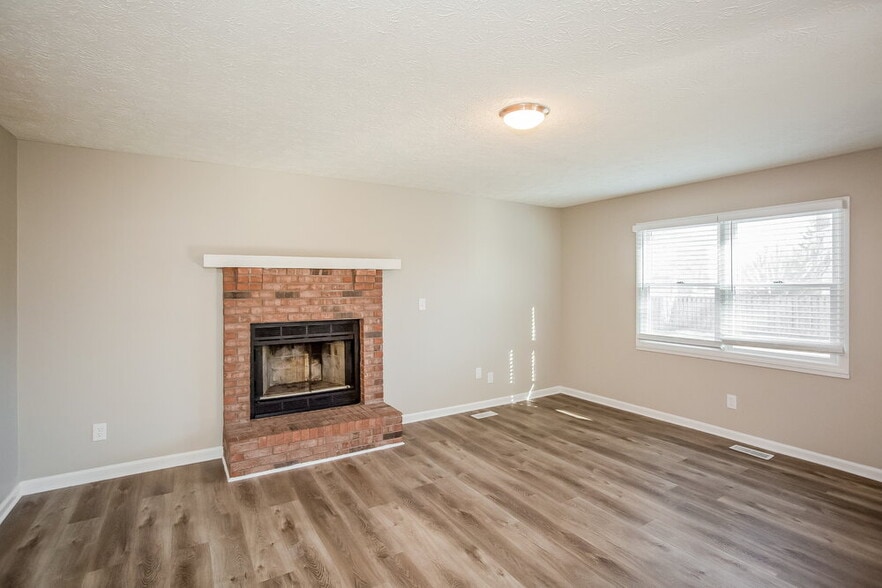 Building Photo - 5945 Terrytown Pkwy