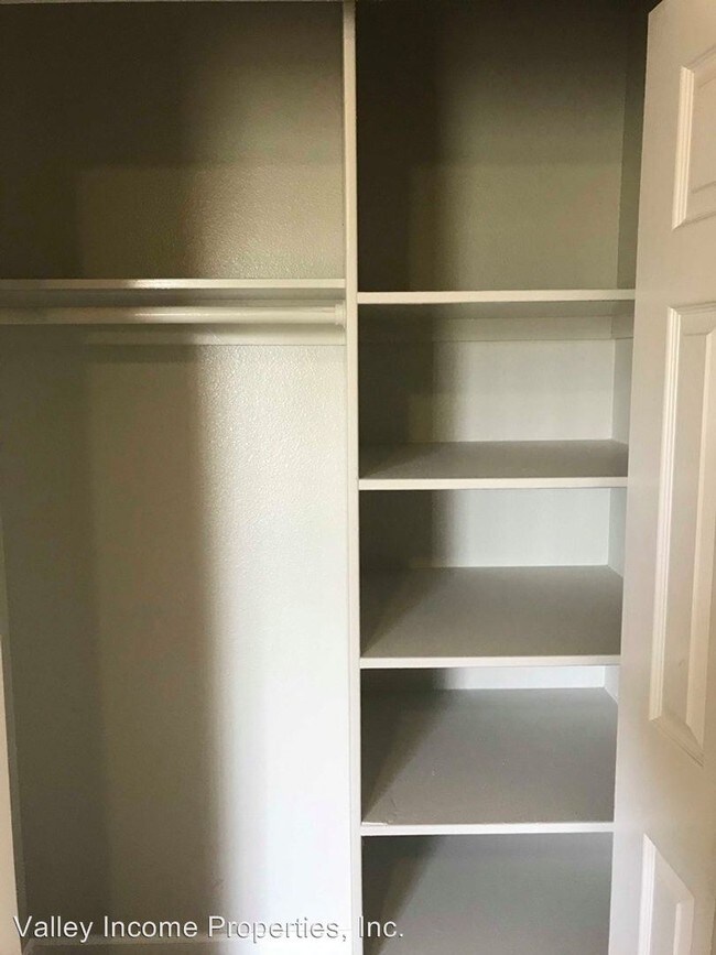 Building Photo - 39 W Medlock Dr