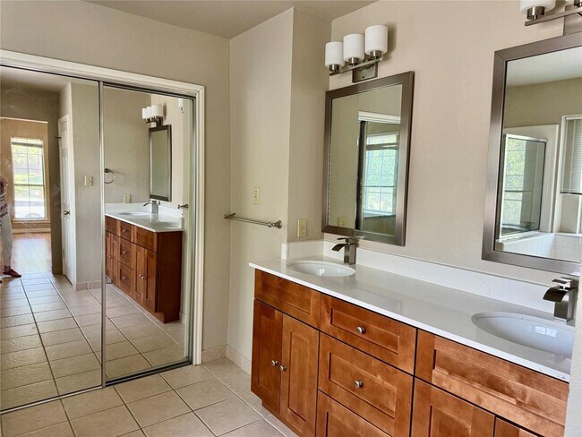 Building Photo - 5817 Taylor Draper Cove