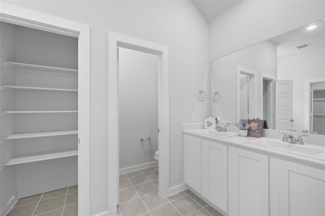 Building Photo - 908 Pne Bch Dr
