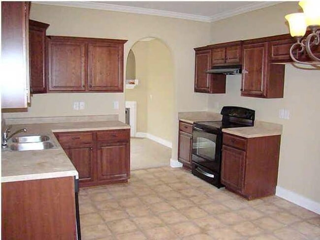 Building Photo - 2 bed, 2.5 bath townhome in Calera