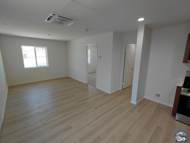 Building Photo - 475 Palomino Ct