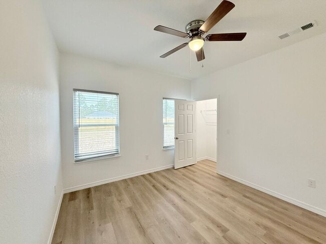 Building Photo - 3316 Hudson Bend