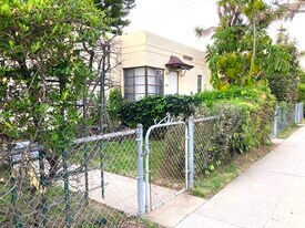 Building Photo - 1903 Delaware Ave