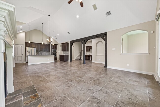 Building Photo - 17311 Quiet Shores Dr