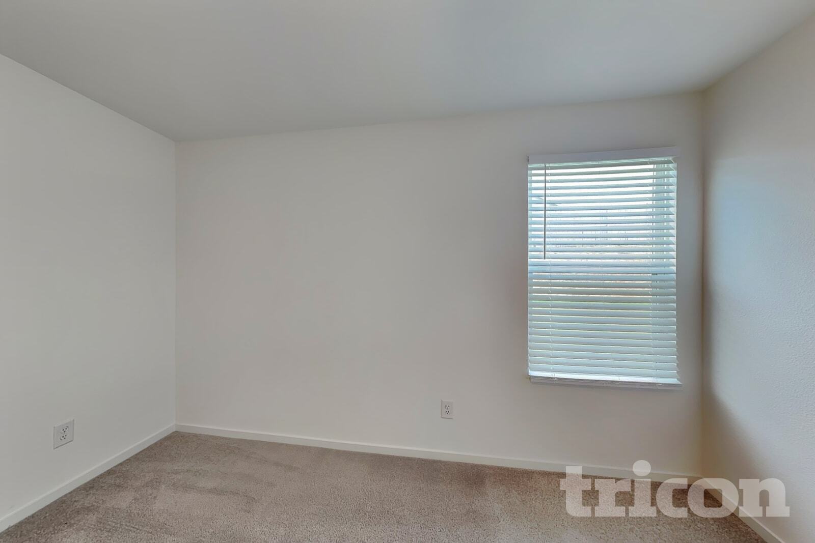 Building Photo - 10712 Cowhide Ln