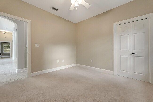 Building Photo - 117 Blossom Creek Run