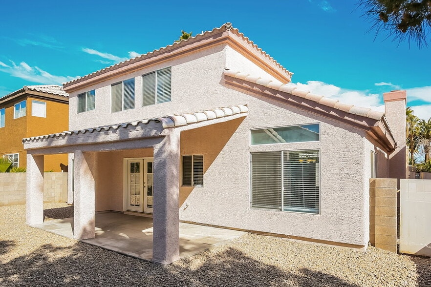Building Photo - 9123 Sangria Ln
