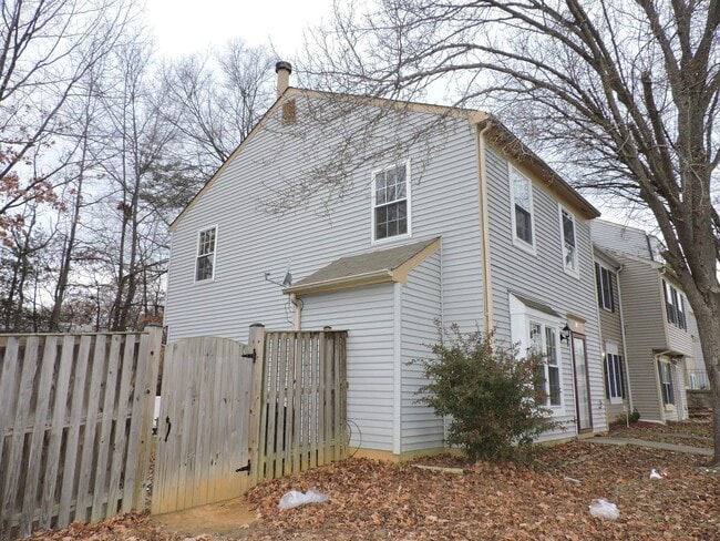 Building Photo - 34 Meadowside Ct