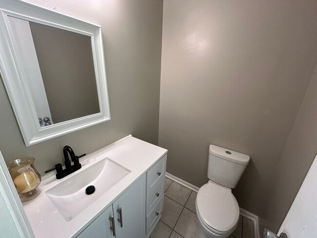 Building Photo - 108 Pinecrest Loop