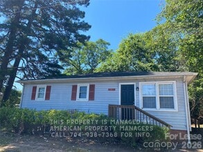 Building Photo - 501 Rosemont Ave