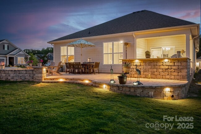 Building Photo - 5058 Antebellum Dr