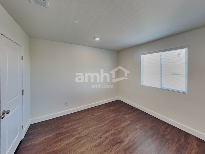 Building Photo - 288 Dahlia Rachel Pl