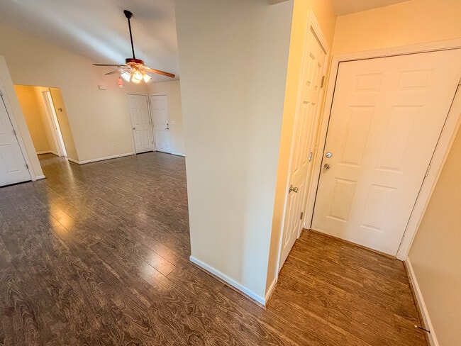 Building Photo - 116 Whipple Ln