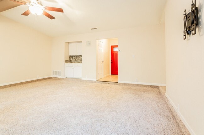 Building Photo - 13202 Rampart St