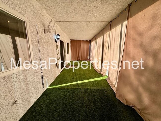 Building Photo - 12820 Santa Anita Trail