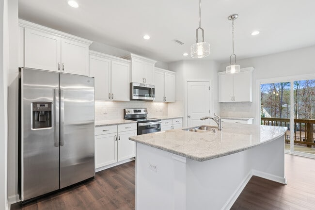 Building Photo - Avalon Townhomes Brier Creek