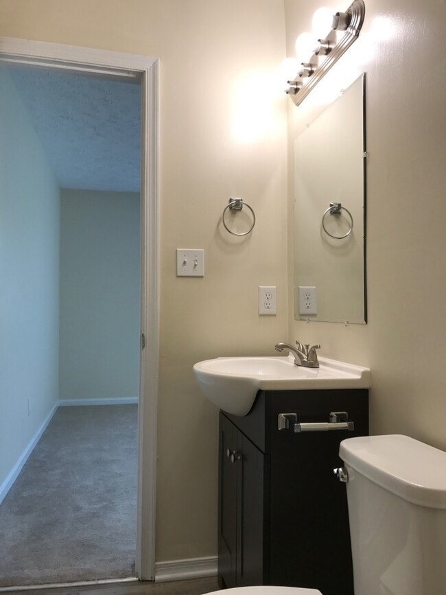 Building Photo - Church Drive