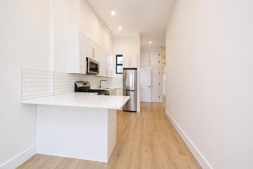 Building Photo - 189 Jefferson Ave