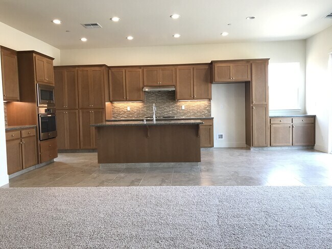 Building Photo - 1600 Dolomite Ct